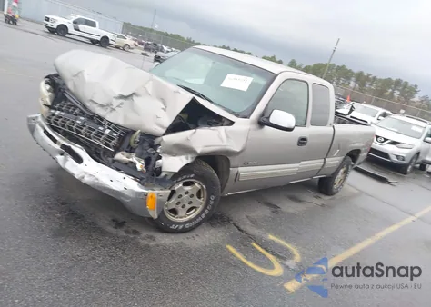 2000 Chevrolet Silverado 1500 Ls z USA, uszkodzony, nr VIN 2GCEC19T5Y1145714